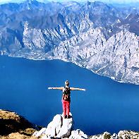 HIKING HUT-TO-HUT ALPINE COURSE